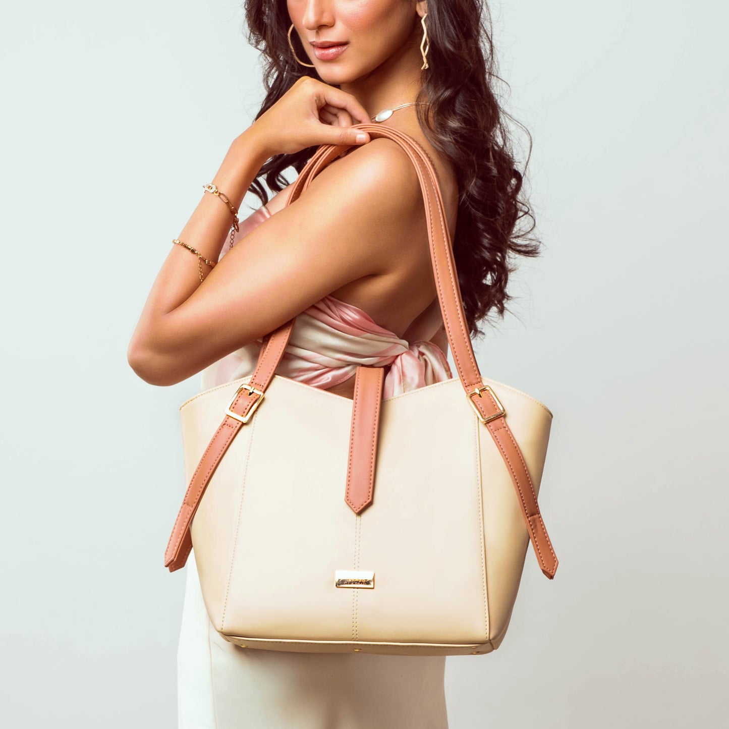 Coral Kiss Elara Tote bag