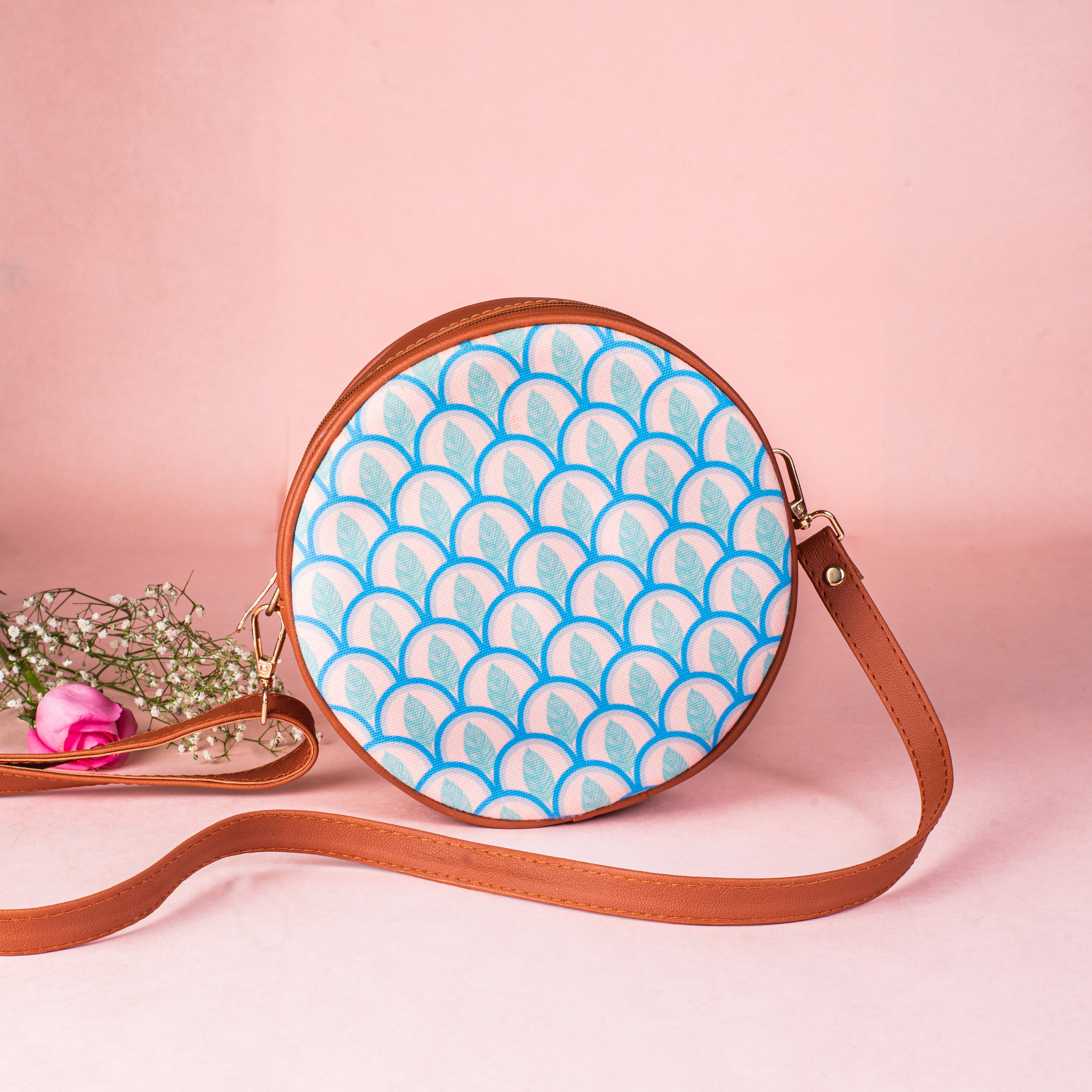 Pastel best sale sling bag